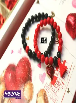 ست دستبند قرمز