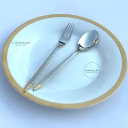 سرویس قاشق چنگال نیمه طلایی ورسا طرح آیزن اشتات - چنگالک