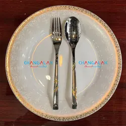 سرویس قاشق چنگال رنزو نیمه طلایی طرح کازوریا - چنگالک