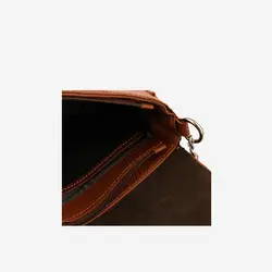کیف دوشی چرم آرا مدل D081