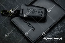 ست کیف مدارک و جاسوئیچی تویوتا چهار کلید