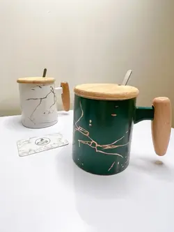 ماگ ماربل درب دار مدل دسته بامبو