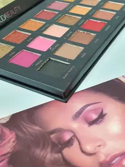 فروش ویژه پالت سایه رزگلد هدی بیوتی