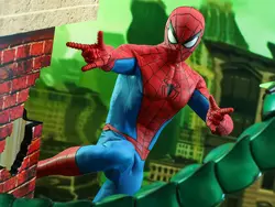 اکشن فیگور اسپایدرمن لباس کلاسیک هات تویز Spiderman Classic hot toys - خرید اکشن فیگور و فیگور
