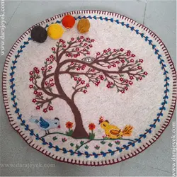 نمدگرد دست دوز گلدوزی شده یک متری