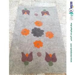 تشک نمدی زمینه روشن