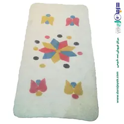 نمد فرش سنتی زمینه سفید