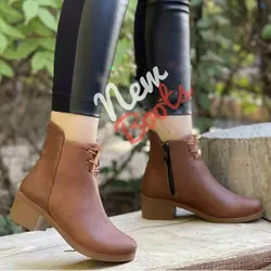 کفش نیم بوت چرم مجلسی زنانهds00384