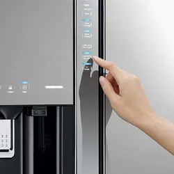 یخچال فریزر ساید بای ساید هیتاچی مدل RM700AGP