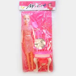 عروسک باربی با میز آرایش