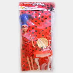 عروسک باربی با میز آرایش