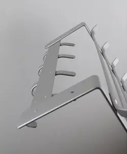 رخت آویز حمام پیسو مدل ژوبین