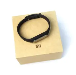 گام شمار دستبندی می بند Mi Band