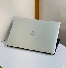 Dell 5530  i7  16   512   vga4  15inch fhd