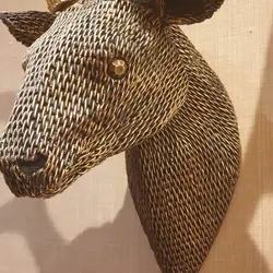 دیوار کوب گوزن بافتنی