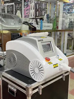 دستگاه لیزرکیوسوئیچ پاک کننده تاتو و لک مدل Q-Switch J-200