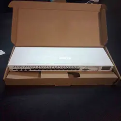 کور روتر دست دوم CCR1036-12G-4S میکروتیک