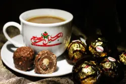 شکلات شونیز طلایی