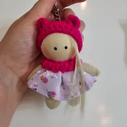 عروسک جاسوئیچی