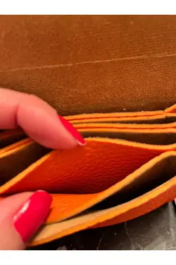 کیف پول چرم مصنوعی کلفت مدل نارنجی , جا کارتی چندتایی برند Pinkylola Design کد 1667634603