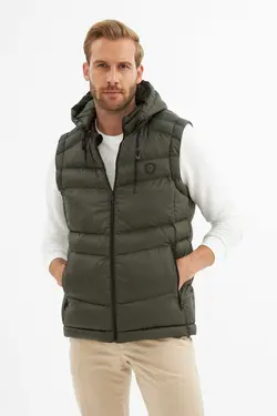 جلیقه کلاهدار پفدار یشمی مردانه برند Danger کد 1668132077