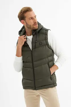 جلیقه کلاهدار پفدار یشمی مردانه برند Danger کد 1668132077