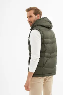 جلیقه کلاهدار پفدار یشمی مردانه برند Danger کد 1668132077