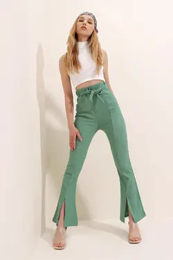 شلوار بافتنی کمربند‎دار پاچه اسپانیایی دوخت جلو چاک دار زنانه سبز نعنایی برند Trend Alaçatı Stili کد 1646726984