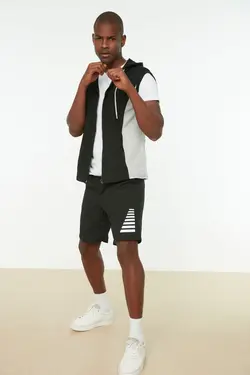 سوییشرت زیپدار کلاهدار متناسب مردانه مشکی خط‎دار برند TRENDYOL MAN کد 1646466962