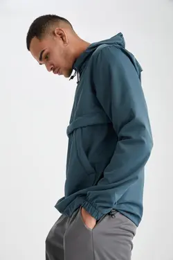 سوییشرت نوشته کلاهدار اسلیم فیت چاپی برند Defacto کد 1645547398