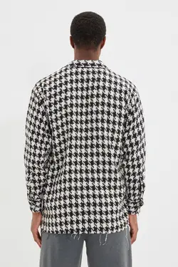 پیراهن گشاد مردانه یقه دو جیبه آستین بلند مشکی برند TRENDYOL MAN کد 1645298433