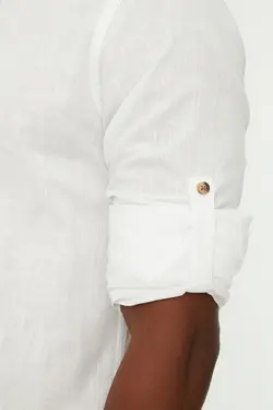 پیراهن اسلیم فیت دکمه‎دار مردانه یقه آستین بلند سرشونه دار سفید برند TRENDYOL MAN کد 1645298425