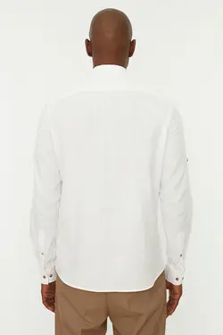 پیراهن اسلیم فیت دکمه‎دار مردانه یقه آستین بلند سرشونه دار سفید برند TRENDYOL MAN کد 1645298425
