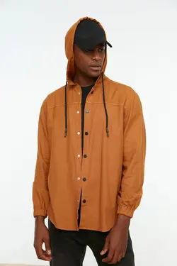 پیراهن بسته شدنی کلاهدار متناسب مردانه دکمه دار آستین بلند دارچینی برند TRENDYOL MAN کد 1645298406