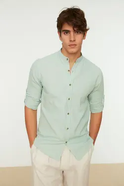 پیراهن اسلیم فیت مردانه آستین بلند سرشونه دار یقه دیپلمات ساده سبز برند TRENDYOL MAN کد 1644473812