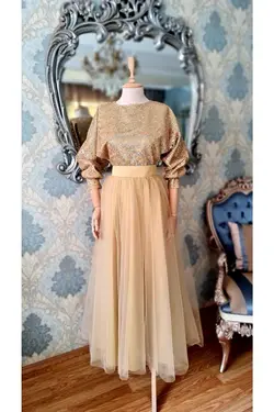 ست لباس مجلسی پوشیده بلوز تور دار پولک دوز پولکی برند makbuleofficial کد 1642932671