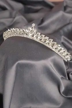 تاج عروس نگین دار حنایی شاتل اکسسوری برند Bontex کد 1668838324