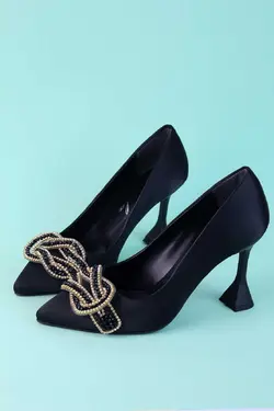 کفش پاشنه بلند جام نگین دار مروارید دوزی شده ساتن مشکی زنانه برند BirEylül Shoes کد 1669527066