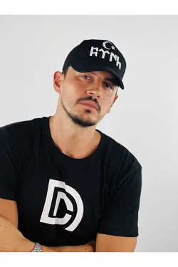 کلاه ماه ستاره طرحدار برند Orçun Özkarlıklı کد 1669742232