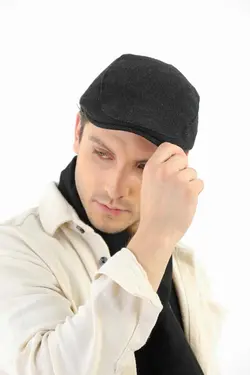 کلاه اسپرت زمستانی طرح‎دار خاکستری آنتراسیت برند Elif İç Giyim کد 1669742229