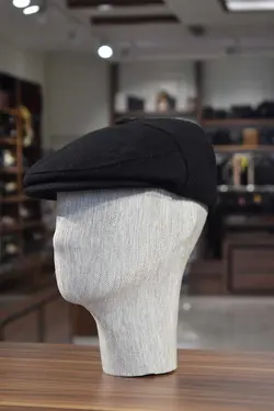 کلاه زمستانی دکمه‎دار پارچه مشکی کلاسیک برند Göksu Şapka کد 1673245867