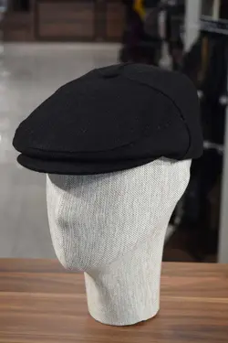 کلاه زمستانی دکمه‎دار پارچه مشکی کلاسیک برند Göksu Şapka کد 1673245867