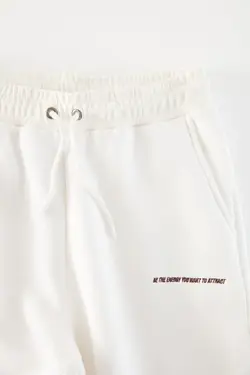 شلوار راحتی متناسب مردانه قلاب دوزی شده شیری برند TRENDYOL MAN کد 1647099660