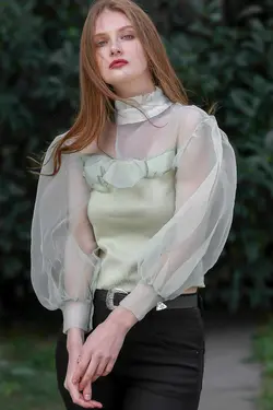 بلوز بافتنی آستین یقه دار زنانه سبز پسته ای برند Chiccy کد 1642406370