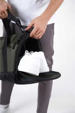 مسافرتی اسپرت کفش فیتنس قد متوسط چشمه‎دار کیف مشکی برند Solo Bag کد 1676563397