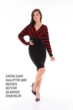 پیراهن طرح‎دار یقه هفت خطدار رنگ قرمز مشکی کمربند پارچه ای زنانه برند asur boutique کد 1677073658