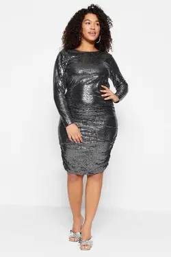 پیراهن بافتنی پشت دکولته پولک دوز مشکی برند Trendyol Curve کد 1677502111