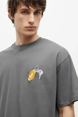 تیشرت آستین کوتاه کار شده برند Pull &amp; Bear کد 1683125185
