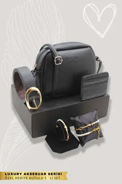 ست دستبند گردنبند کمربند چرم جعبه‎دار جا کارتی کیف زنانه برند NOTHING کد 1683724500