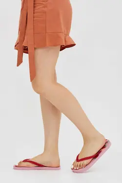 دمپایی استخر ساحلی کف کشی روزانه آبی انگشتی طرح‎دار طرح توت فرنگی پودر زنانه برند Moda Devrin کد 1685251682